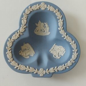 Wedgewood Vintage Blue Jasper Bridge Set Club Shaped Trinket Dish